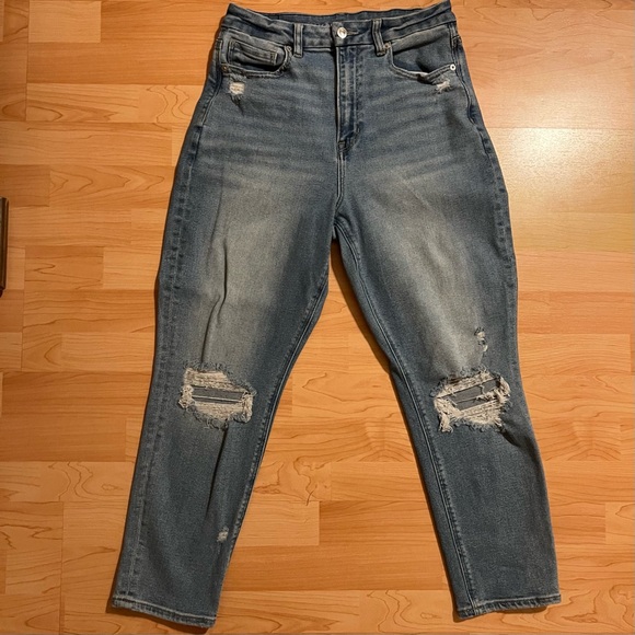 American Eagle curvy mom jeans - Picture 2 of 5